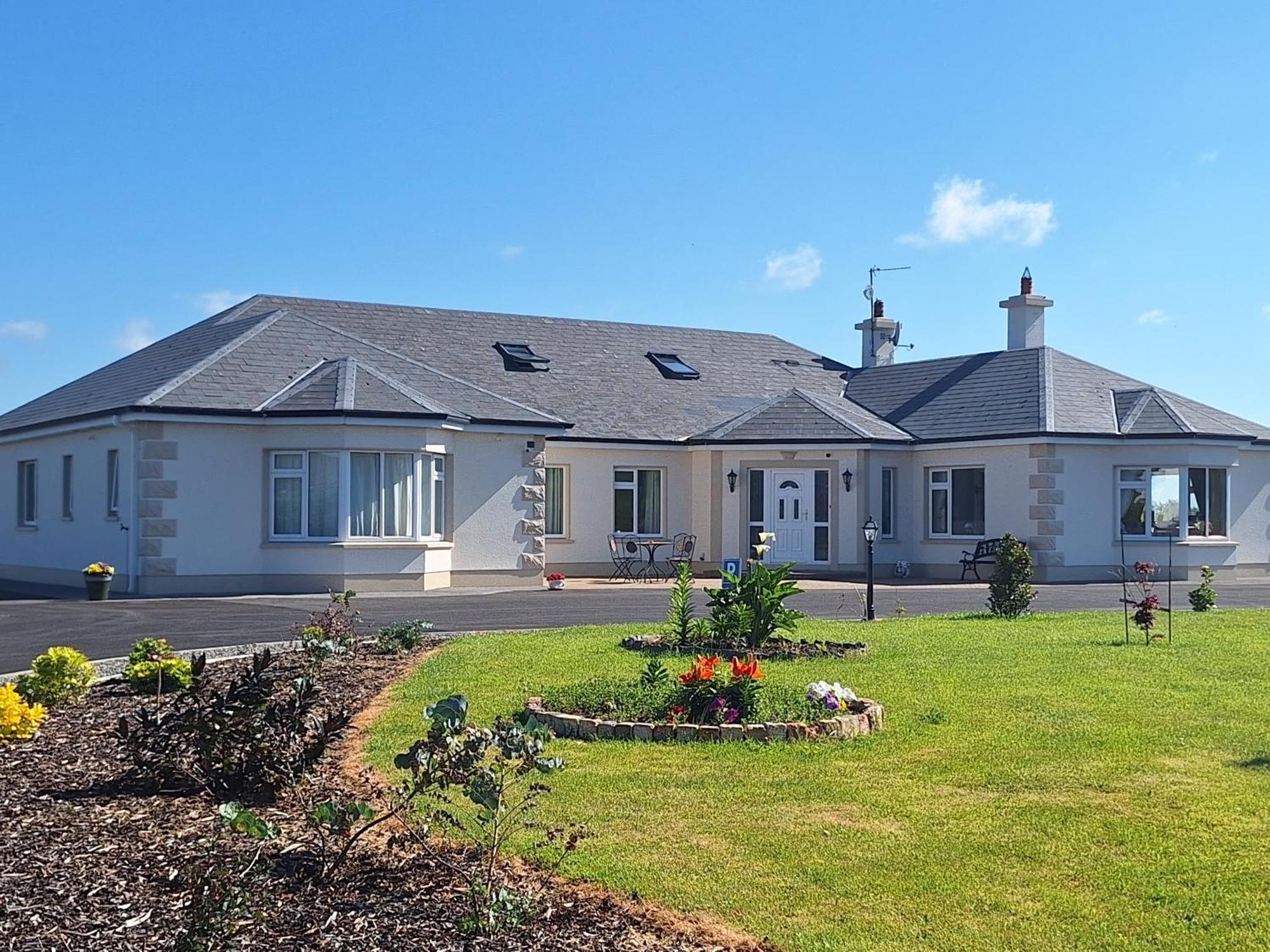 Ballnamona House Cong Exterior foto